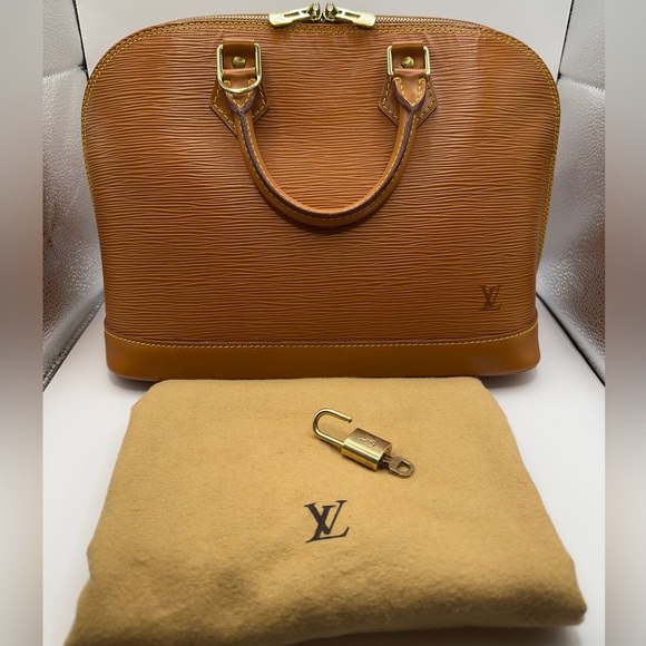 Louis Vuitton Handbags - COA Louis Vuitton Epi Alma PM